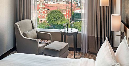 hotel room image