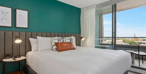 hotel room image