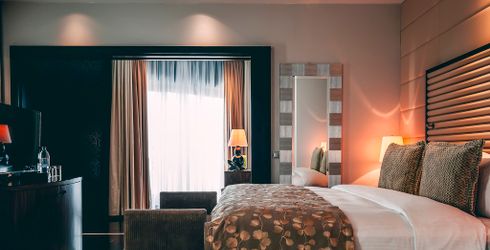 hotel room image