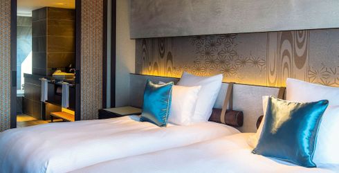 hotel room image