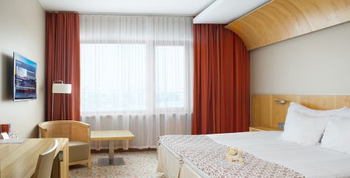 hotel room image