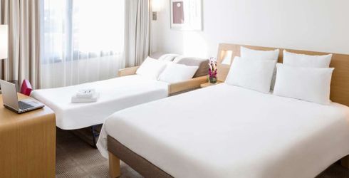 hotel room image