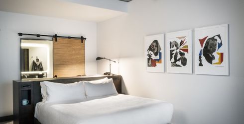 hotel room image
