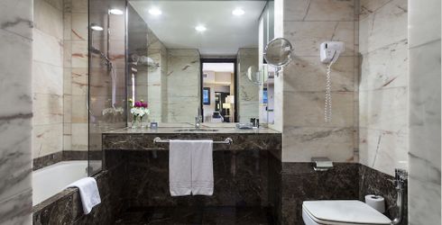 hotel room image