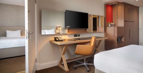 hotel room image