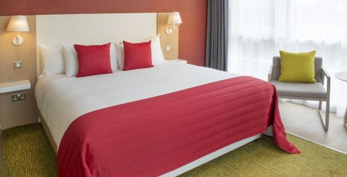 hotel room image