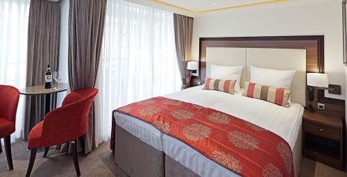 hotel room image