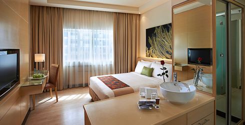 hotel room image