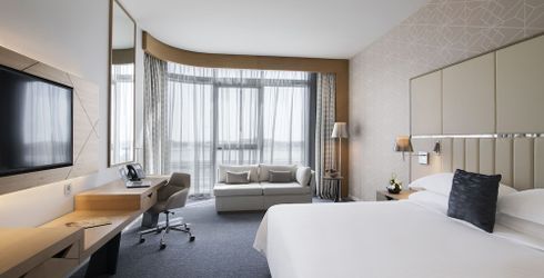 hotel room image