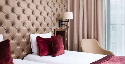 hotel room image