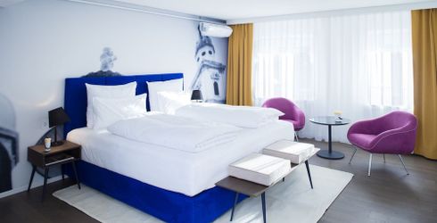 hotel room image