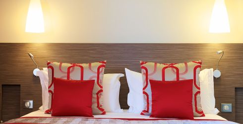 hotel room image