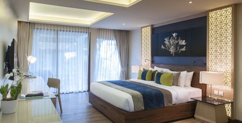 hotel room image