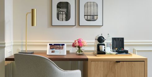 hotel room image