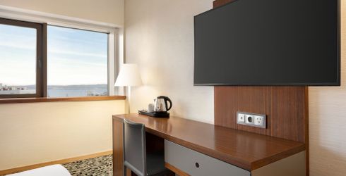 hotel room image