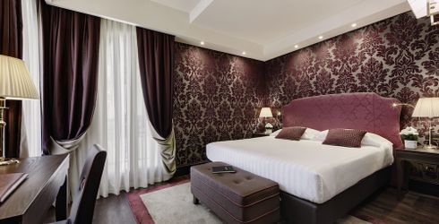hotel room image