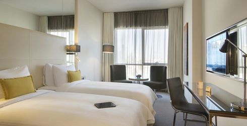 hotel room image