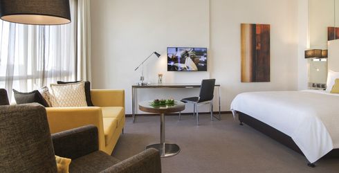 hotel room image