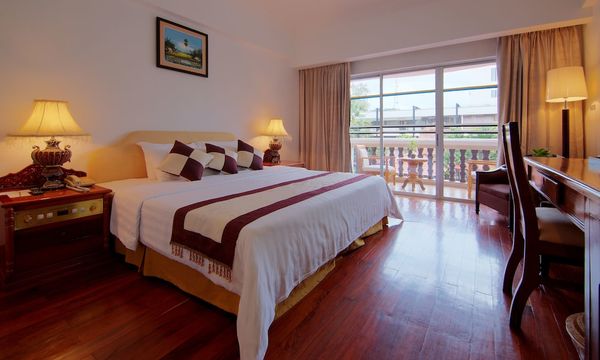 Hotel Somadevi Angkor Resort & Spa hotel in Siem Reap