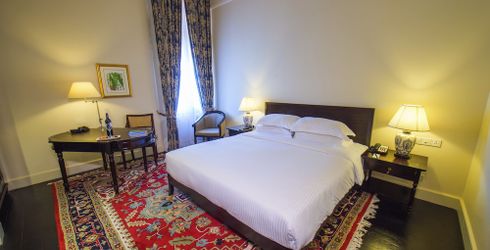 hotel room image