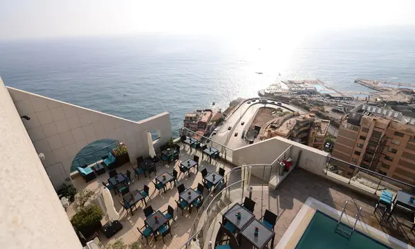 Raouché Arjaan by Rotana hotel in Beirute