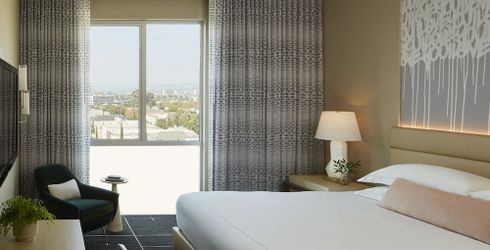 hotel room image