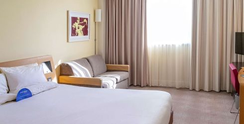 hotel room image