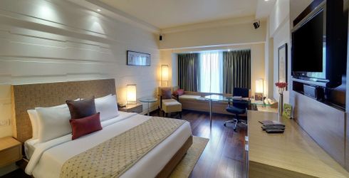 hotel room image