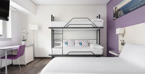 hotel room image