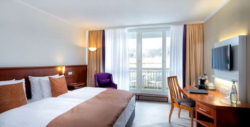 hotel room image