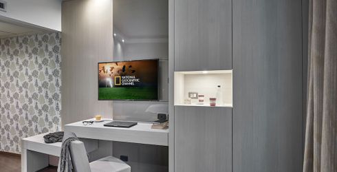 hotel room image
