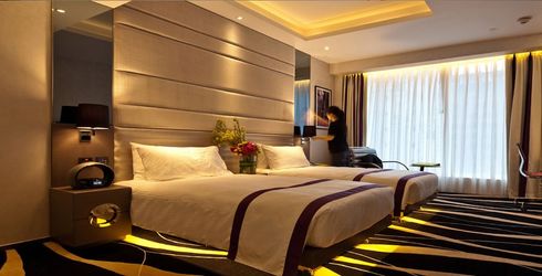 hotel room image