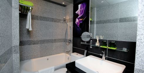 hotel room image