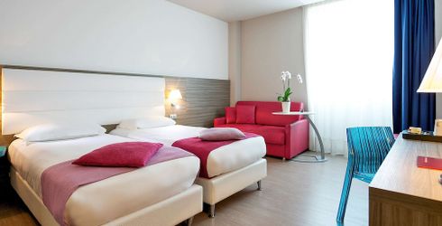 hotel room image
