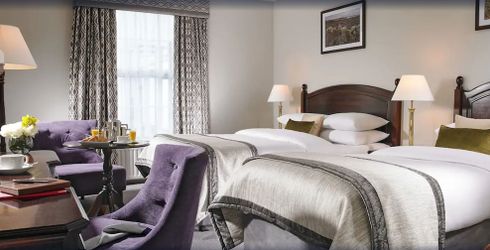 hotel room image