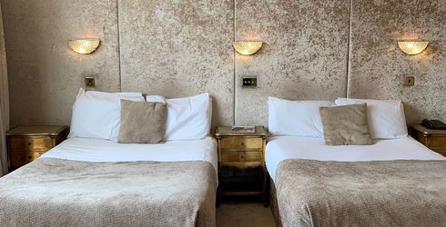 hotel room image