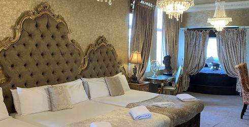 hotel room image