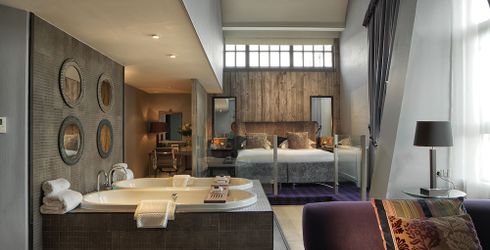 hotel room image