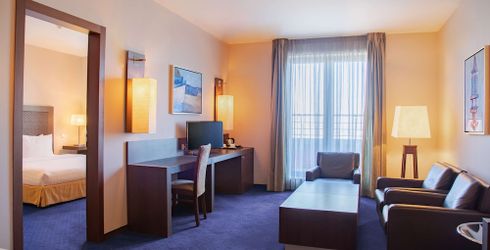 hotel room image