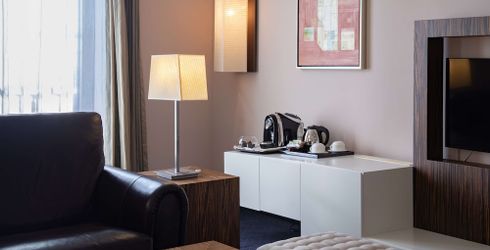 hotel room image