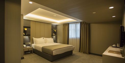 hotel room image