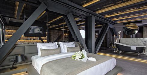 hotel room image