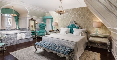 hotel room image