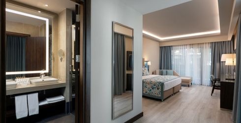 hotel room image