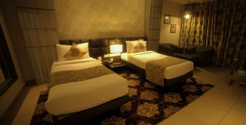 hotel room image