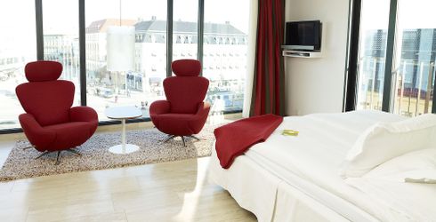 hotel room image
