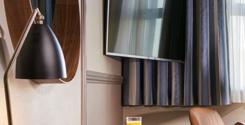 hotel room image