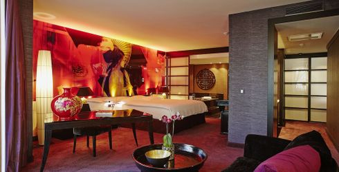 hotel room image