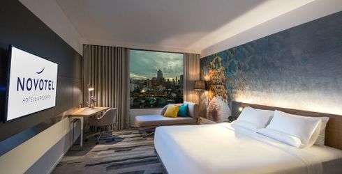 hotel room image