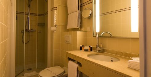 hotel room image